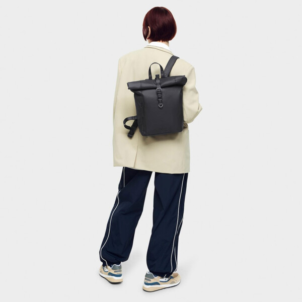 Mochila Gaston Luga Rullen MIni 12L C/Roll-top Impermeable Color Negro