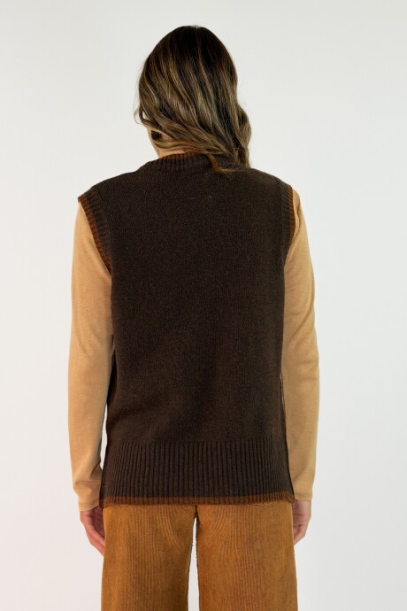 CHALECO SENDERO Chocolate