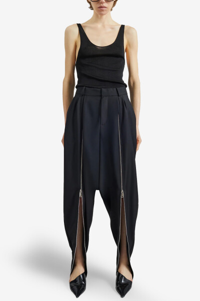 PANTALÓN DOUBLE ZIPPED SAROUEL Negro