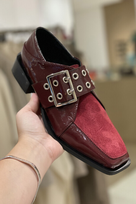 Zapato Moss Charol bordo