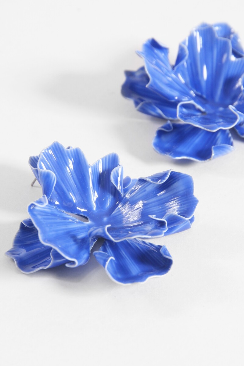 Caravanas rígidas pétalos azul