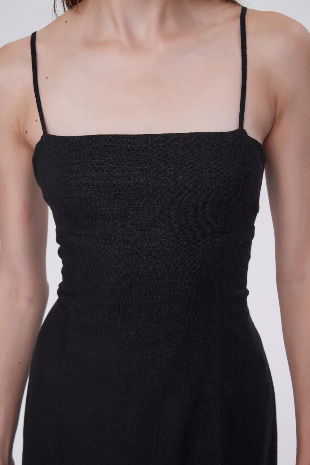 Vestido Osturk Negro