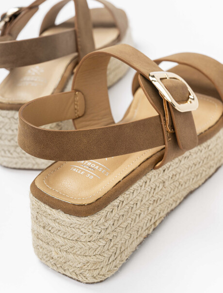 Sandalia yute Sandalia yute