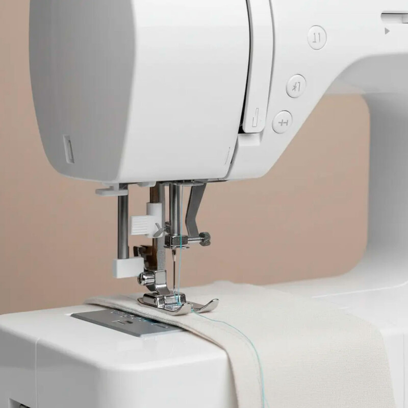 MAQUINA DE COSER SINGER SC 200 - RD Luz LED N/A