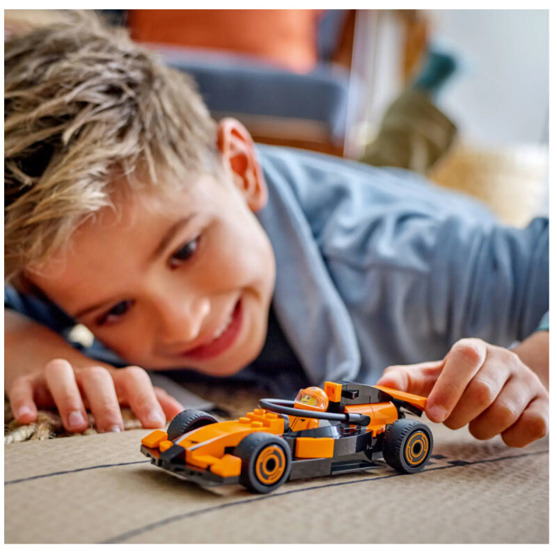 Formula 1 Lego Piloto con coche McLaren Formula 1 Lego Piloto con coche McLaren
