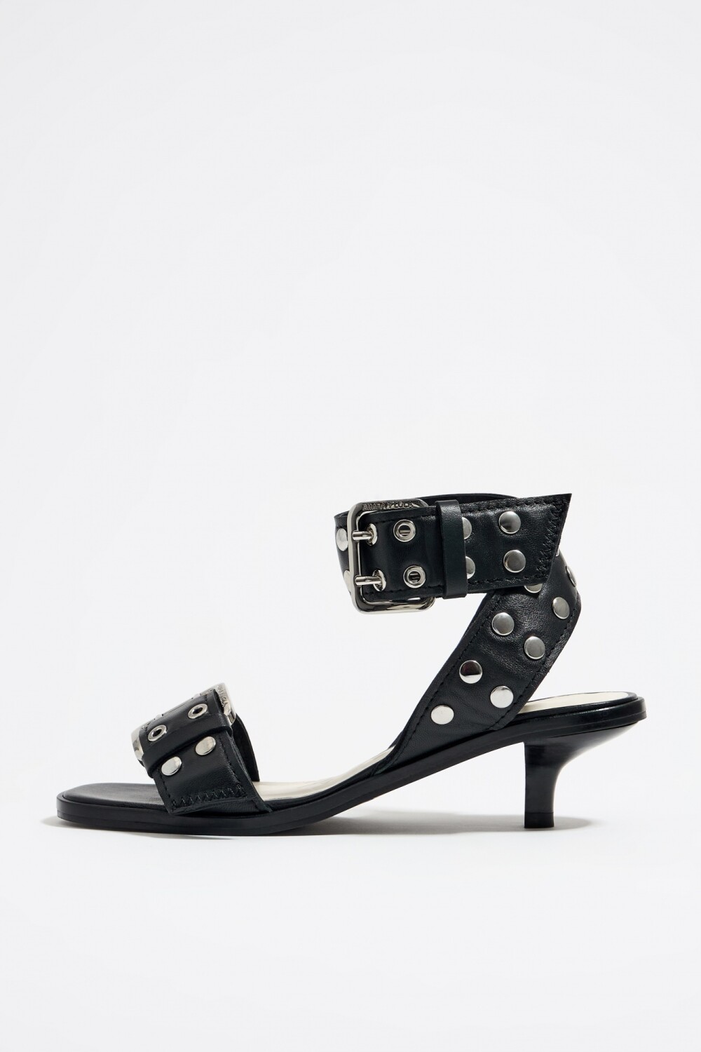 SANDALIA TACÓN TACHAS PIEL — Magma UY