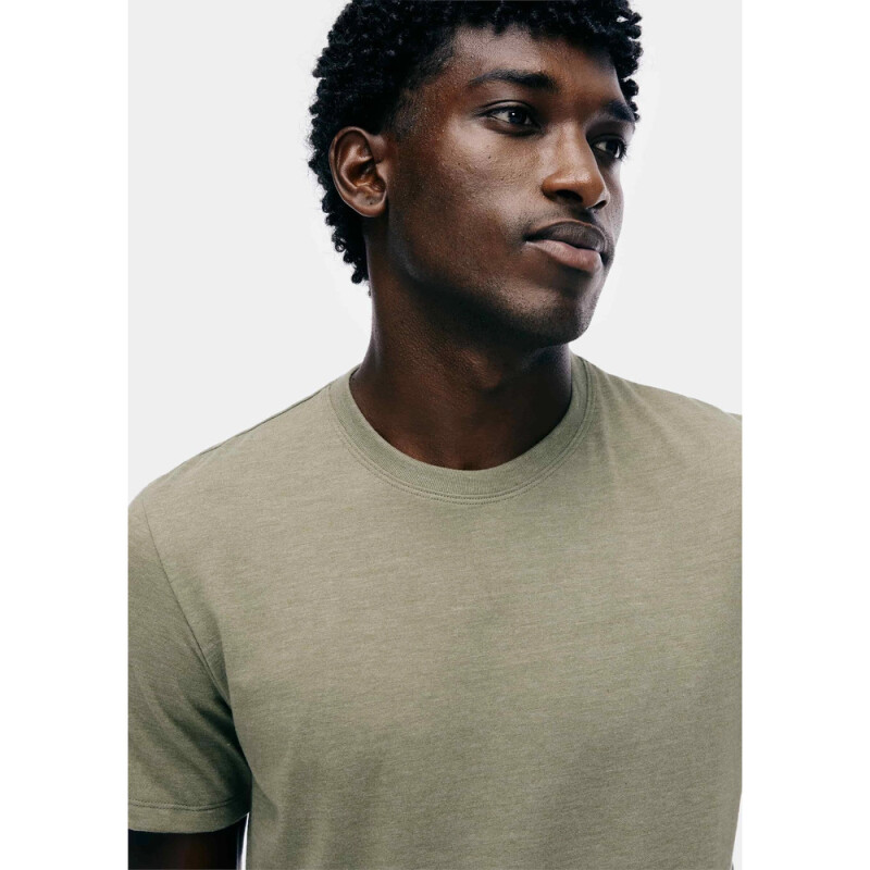 CAMISETA MM MASC VERDE MESCLA