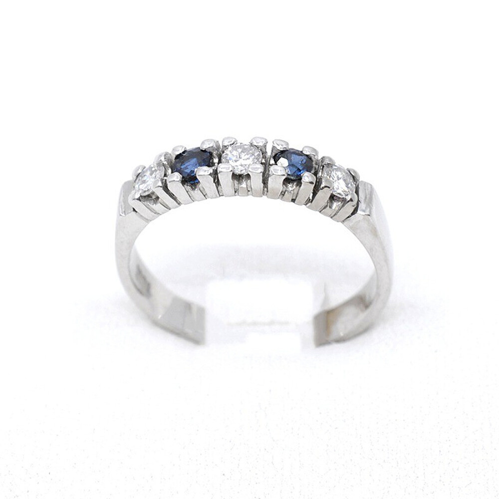 Anillo En Oro Blanco 18K, Brillantes Y Zafiros Anillo En Oro Blanco 18K, Brillantes Y Zafiros