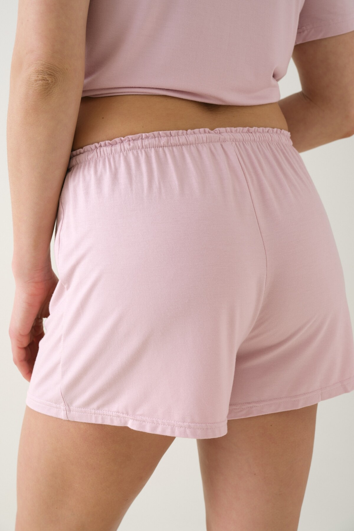 Short Viscosa Rosa Cuarzo