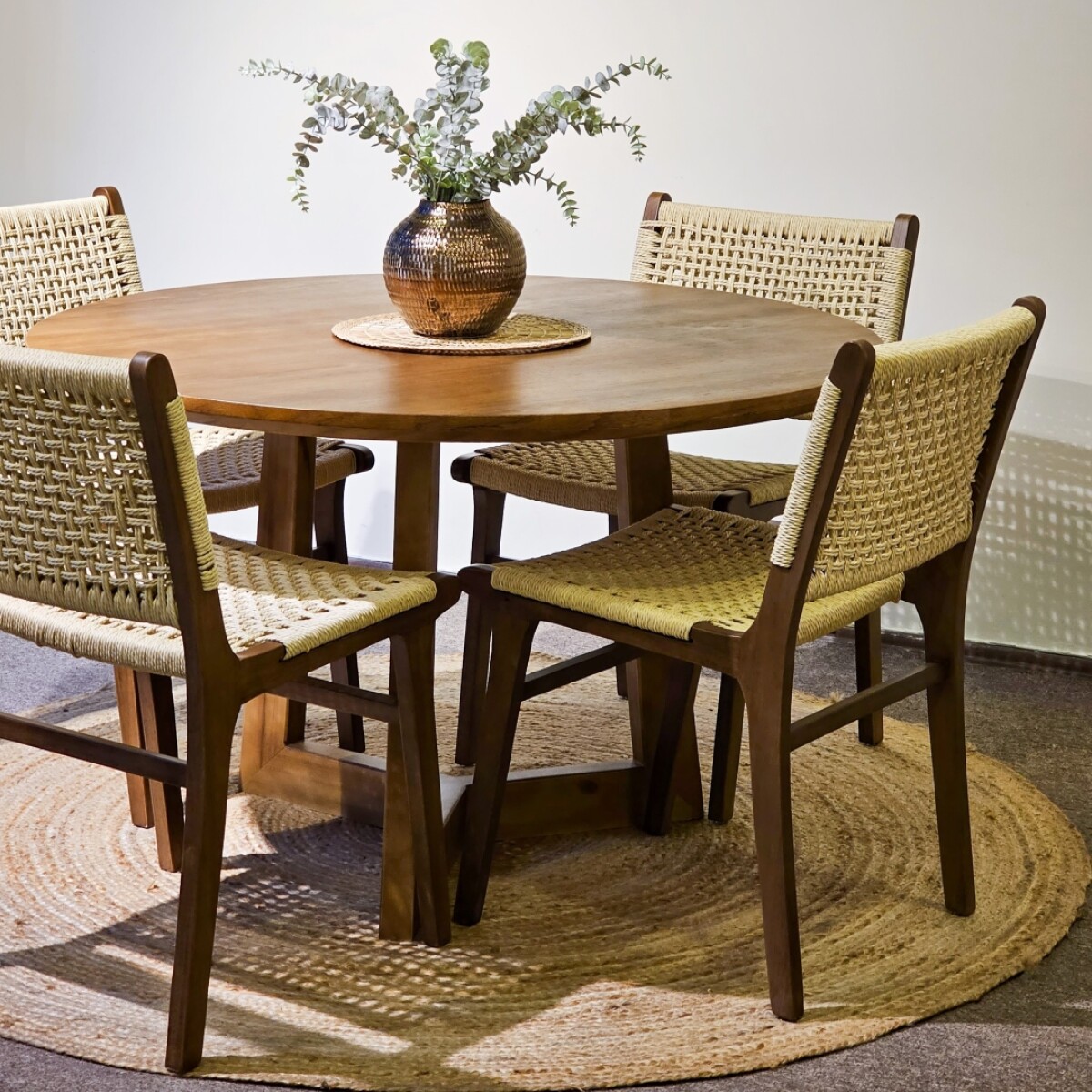 Mesa de comedor redonda Concord - 120 cm de diámetro 