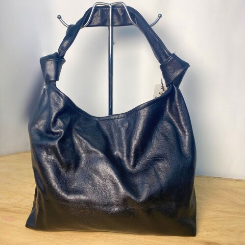 Cartera Cuerina amplia Negro
