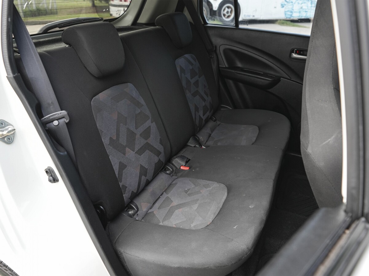 Suzuki Celerio 1.0 GL con Ficha Oficial | Permuta / Financia Suzuki Celerio 1.0 GL con Ficha Oficial | Permuta / Financia