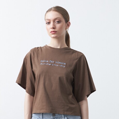 REMERA ALGARROBO Café