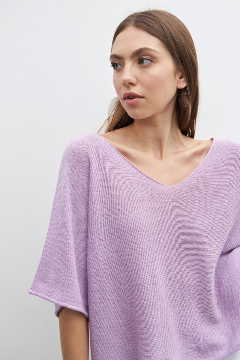 Sweater oversized escote V lavanda