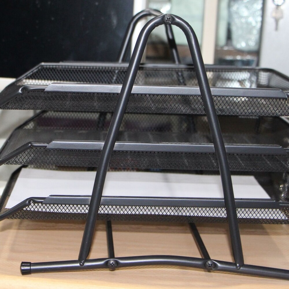 BANDEJA DE METAL DE 3 PISOS BANDEJA DE METAL DE 3 PISOS