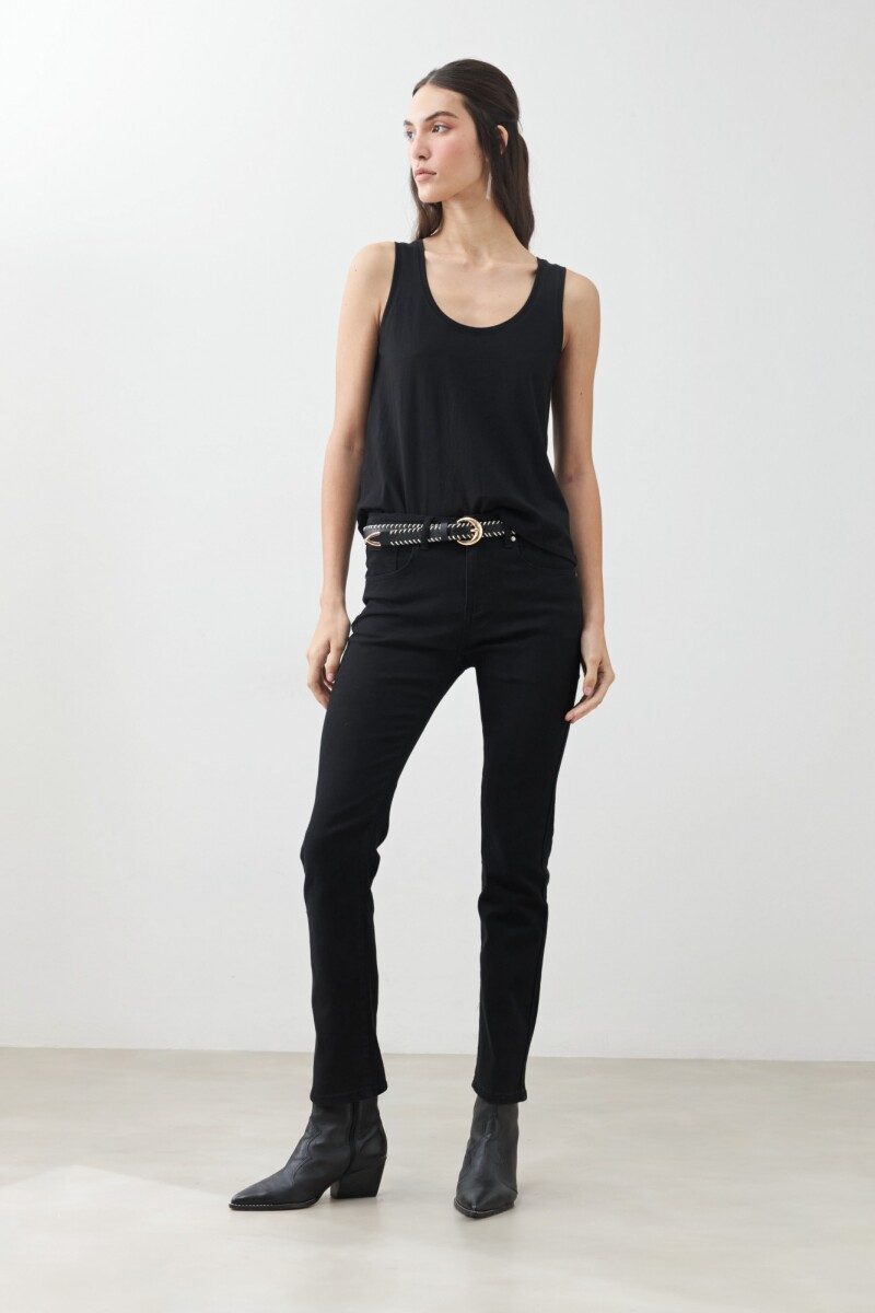 Musculosa escote a la base negro