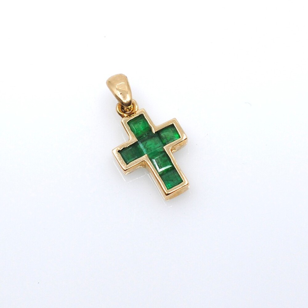 Cruz pequeña en oro 18k y esmeraldas Cruz pequeña en oro 18k y esmeraldas