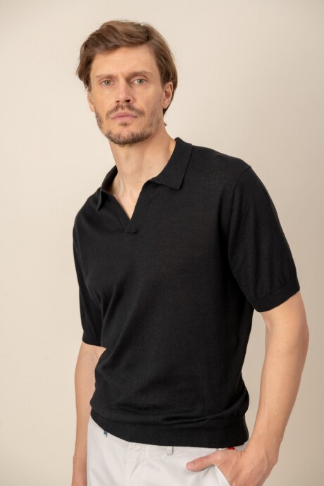 Remera lino Tom Negro