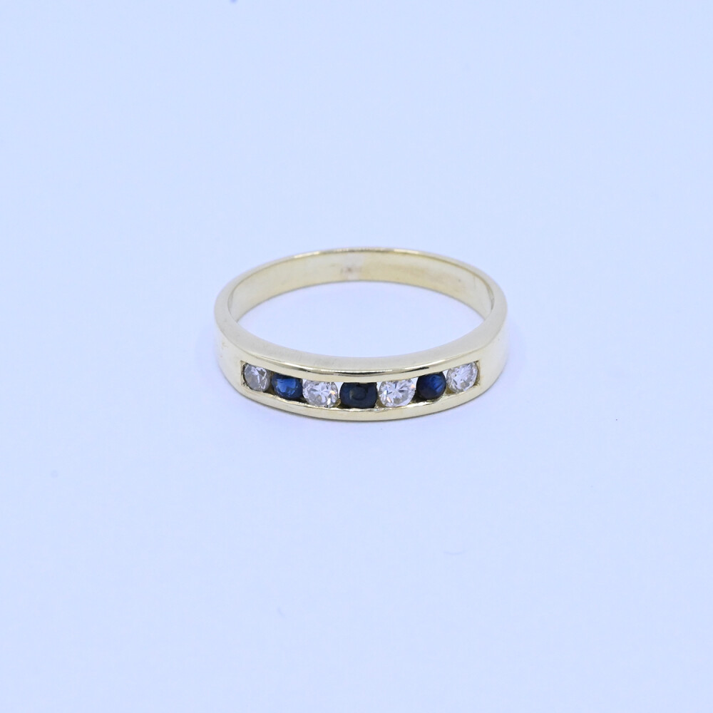 Anillo medio sin fin oro 18k zafiros y brillantes. Anillo medio sin fin oro 18k zafiros y brillantes.