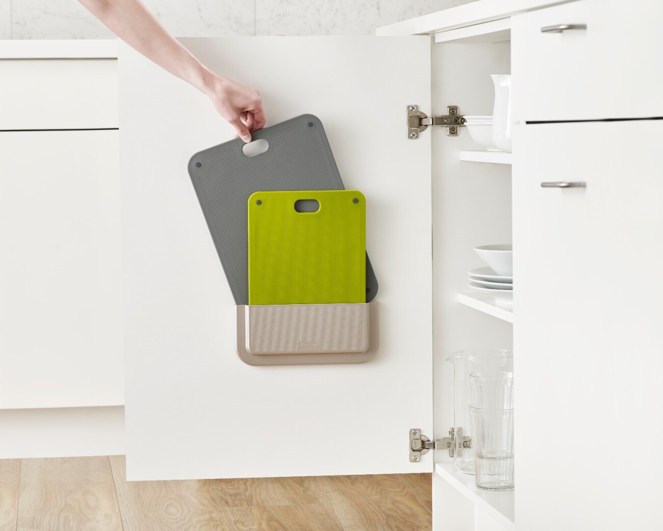 Set de 2 Tablas de Cortar con Soporte para Puerta de Armario Joseph Joseph DoorStore™ Chop - PREVENTA Set de 2 Tablas de Cortar con Soporte para Puerta de Armario Joseph Joseph DoorStore™ Chop - PREVENTA
