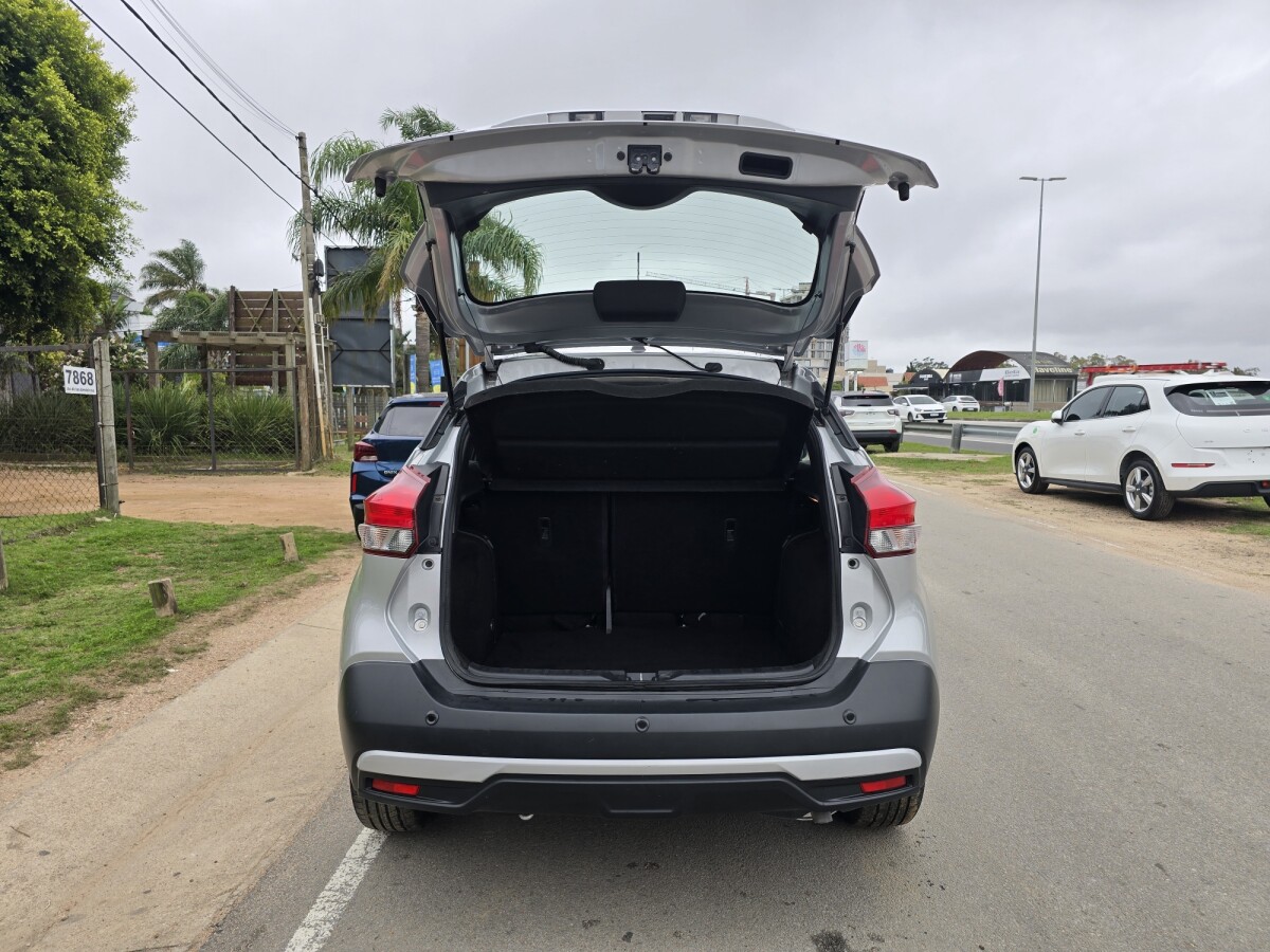 Nissan Kicks Advance 1.6 CVT Extra Full | Permuta / Financia Nissan Kicks Advance 1.6 CVT Extra Full | Permuta / Financia