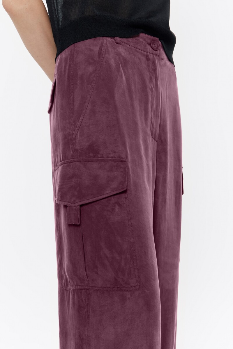 PANTALÓN FLUIDO CARGO Bordo