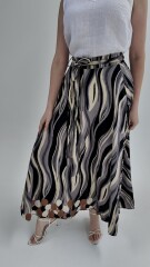 Falda Orilla Negro