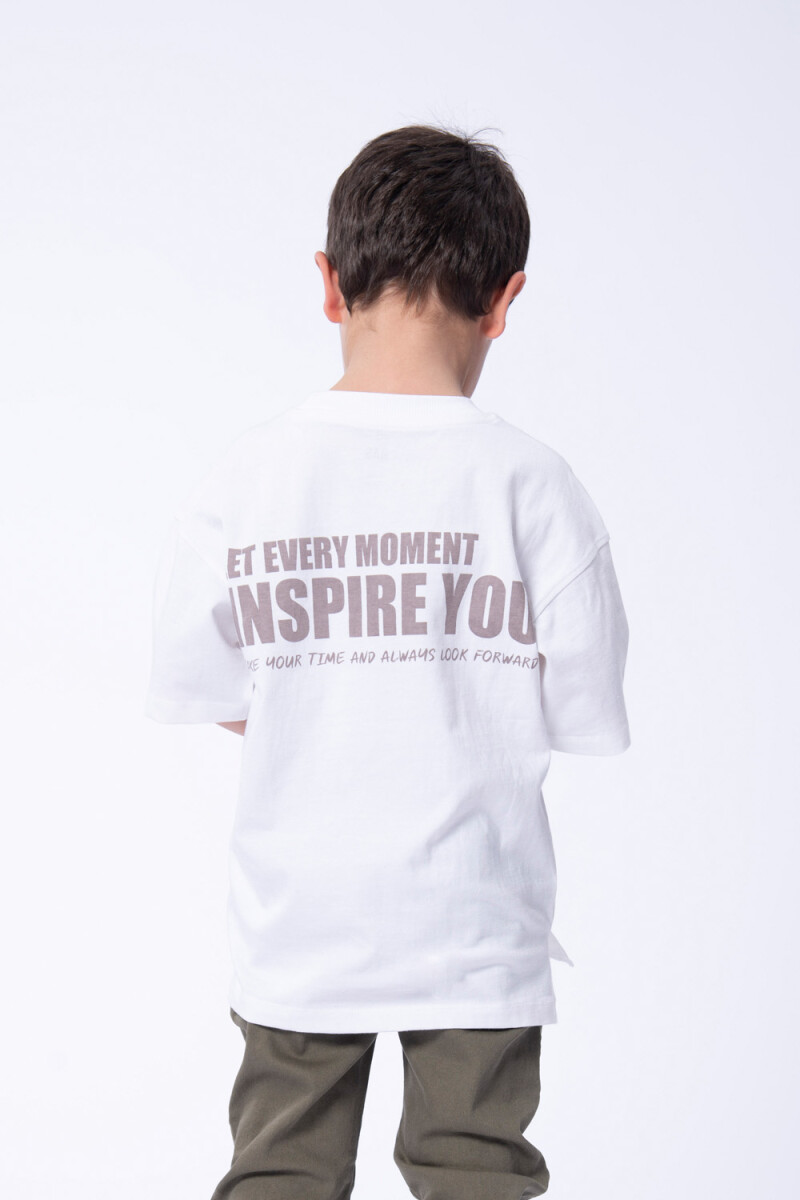 Remera Manga Corta Estampa Inspire you blanca