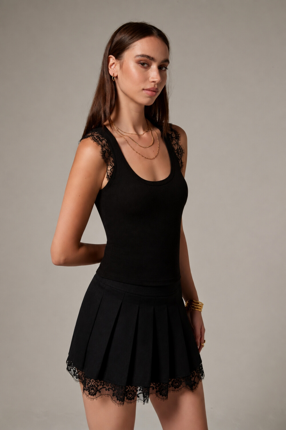 Musculosa Raf Negro