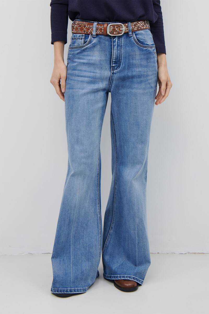 JEAN CHELSEA AZUL CLARO