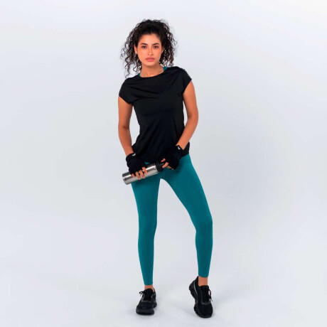 Remera Claud de Mujer negro