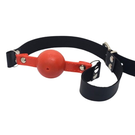 Mordaza De Cuero Con Bola Engomada De 4,5 Cm Mordaza De Cuero Con Bola Engomada De 4,5 Cm