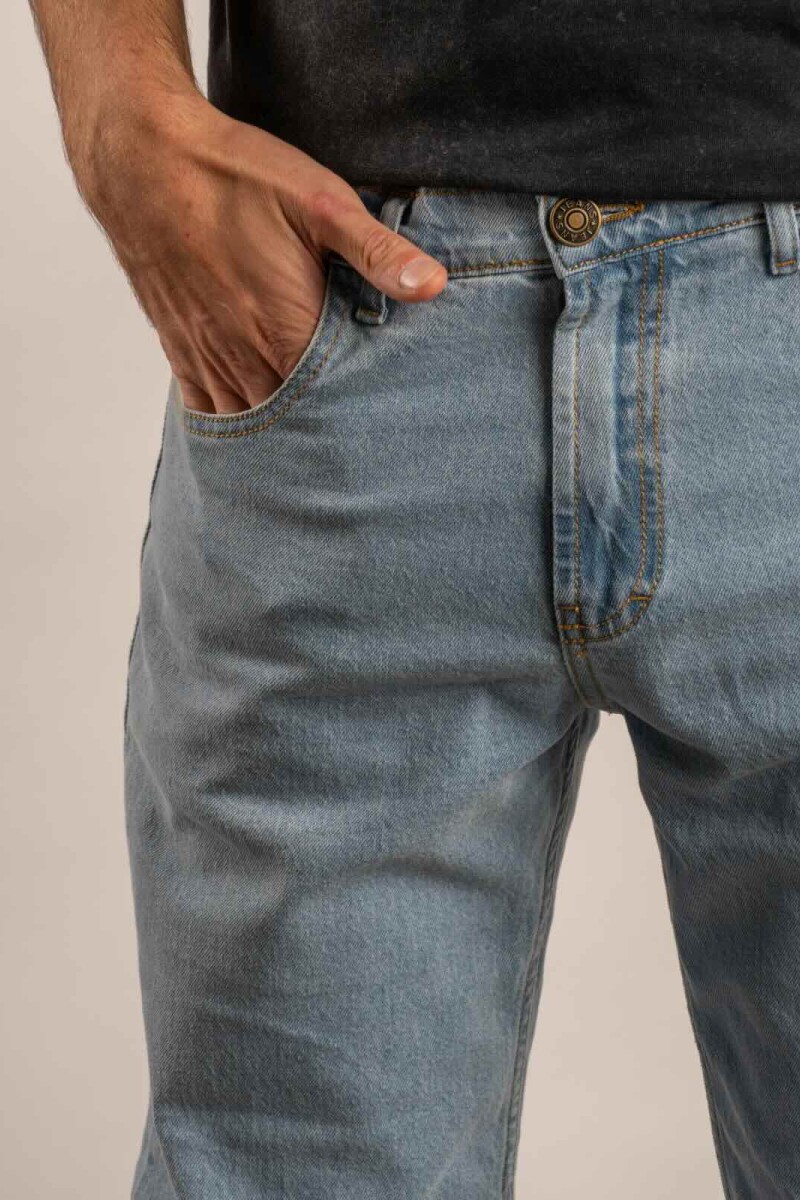 Jean Regular Claro
