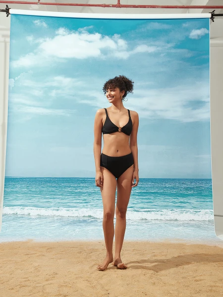 BIKINI NARA TIRO ALTO NEGRO