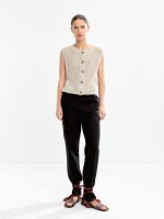 Chaleco De Punto Con Botones beige