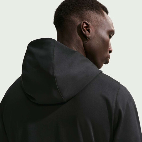 Campera Nike Primary Nanoknit de Hombre Negro