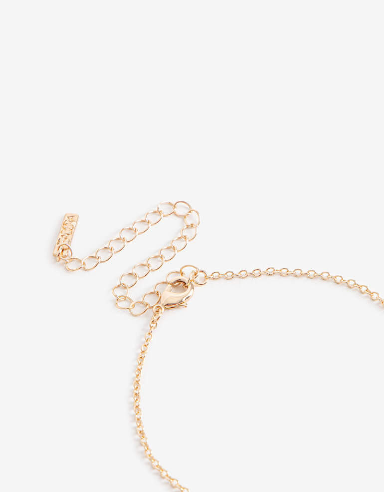 Collares Cortos Con Dijes Collares Cortos Con Dijes - Dorado