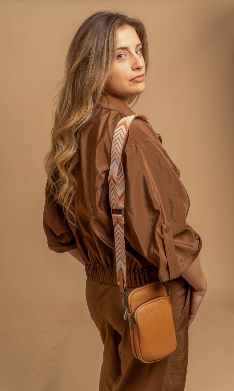 PHONE BAG VALERIANA NUEZ