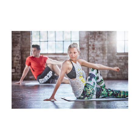 Colchoneta Para Yoga De 10 Mm Mat Reebok Colchoneta Para Yoga De 10 Mm Mat Reebok