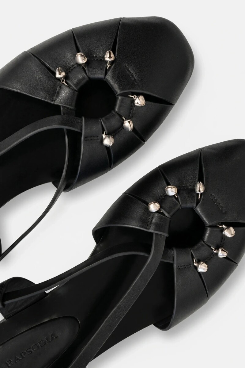 BALERINA STUDS Negro