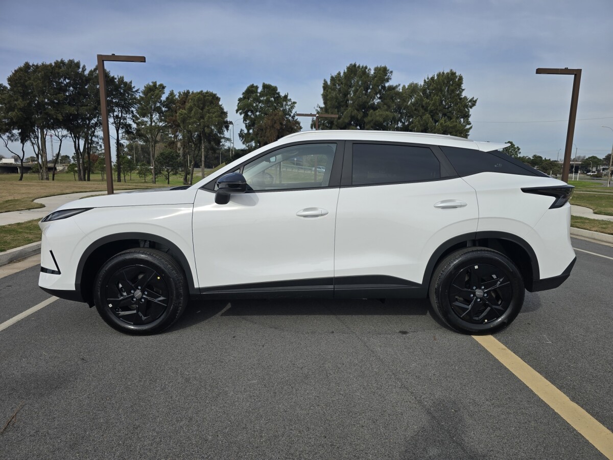Omoda E5 Premium Extra Full 2027 0KM | Permuta / Financia Omoda E5 Premium Extra Full 2027 0KM | Permuta / Financia