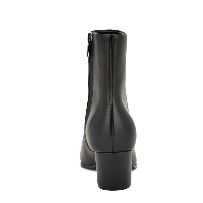 Savie Black