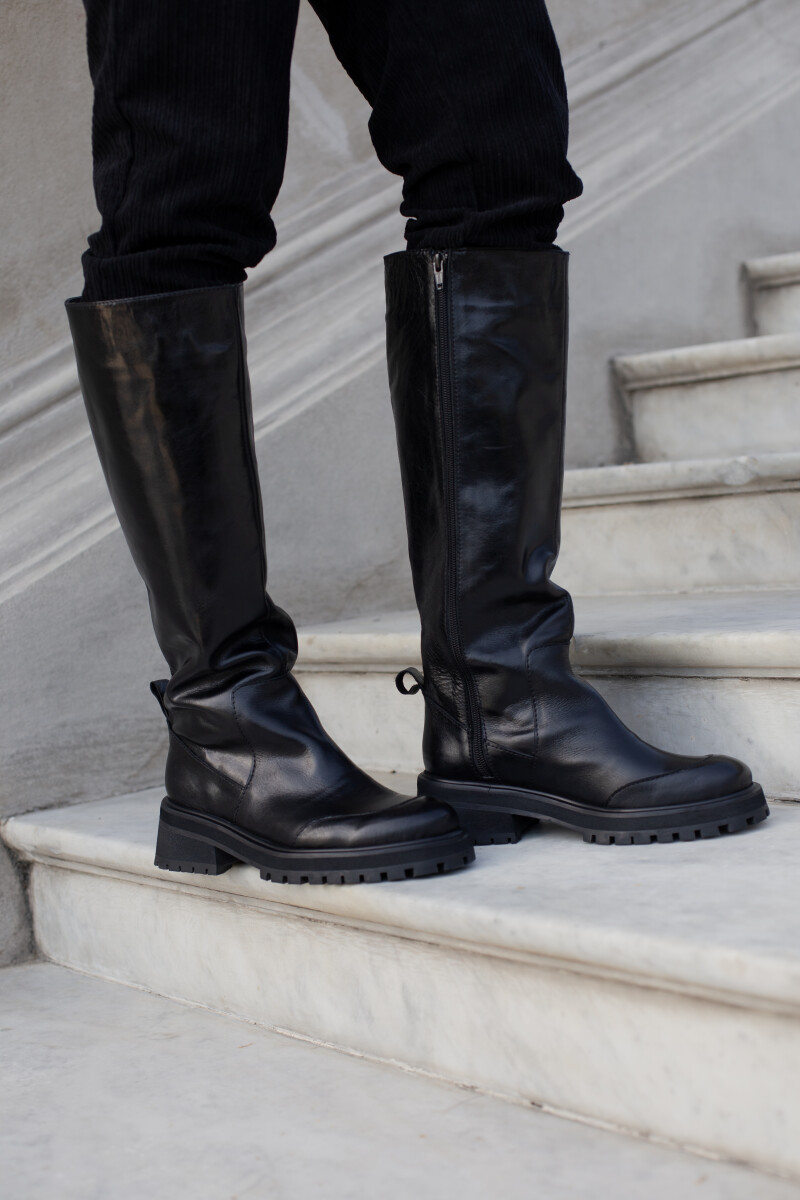 BOTA MONTA FW23 Negro