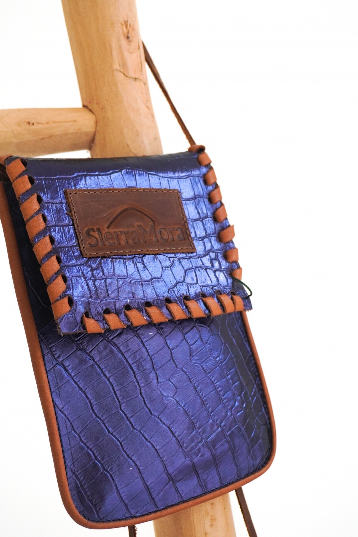 Cel Bag Crocco Shinny Blue