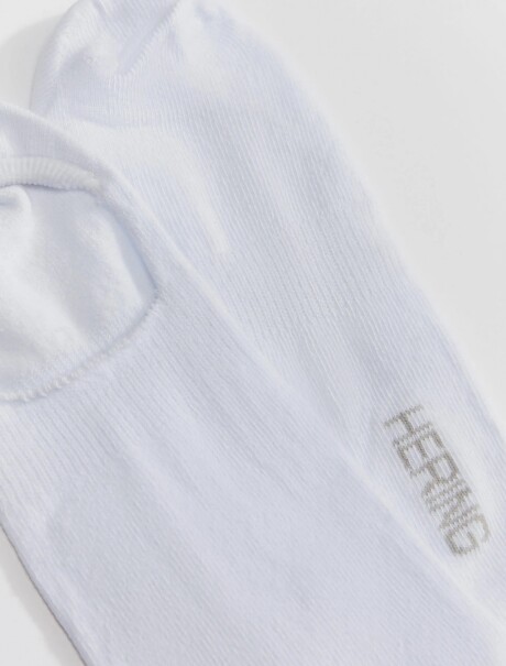 KIT CON 3 PARES DE MEDIAS TIPO SOQUETES UNISSEX BLANCO