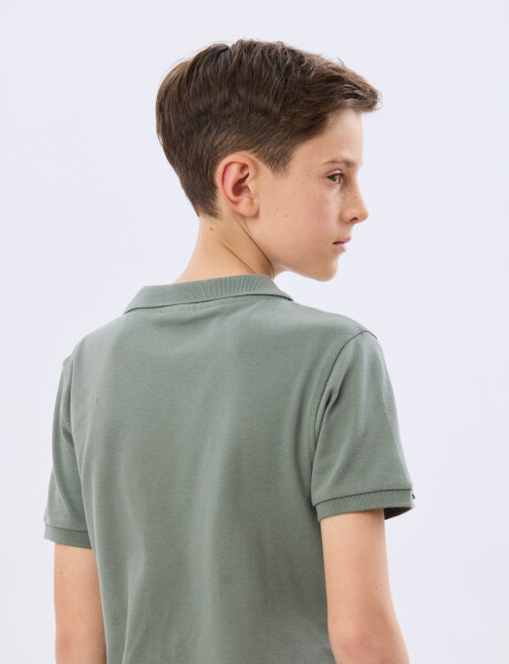 REMERA POLO DE ALGODÓN PIQUÉ Verdecla