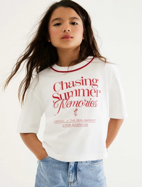 CAMISETA INFANTIL OVERSIZED CON ESTAMPA BLANCO