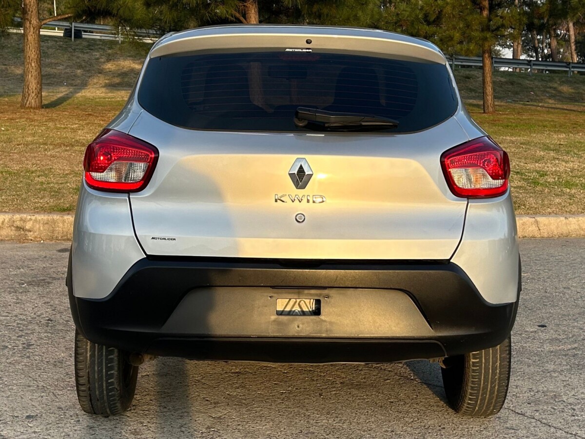 Renault Kwid Zen EXCELENTE ESTADO! | Permuta / Financia Renault Kwid Zen EXCELENTE ESTADO! | Permuta / Financia