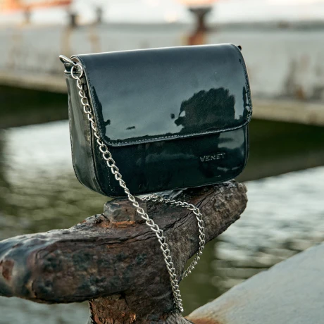 CARTERAS VENET - CUERO TRIANA NEGRO