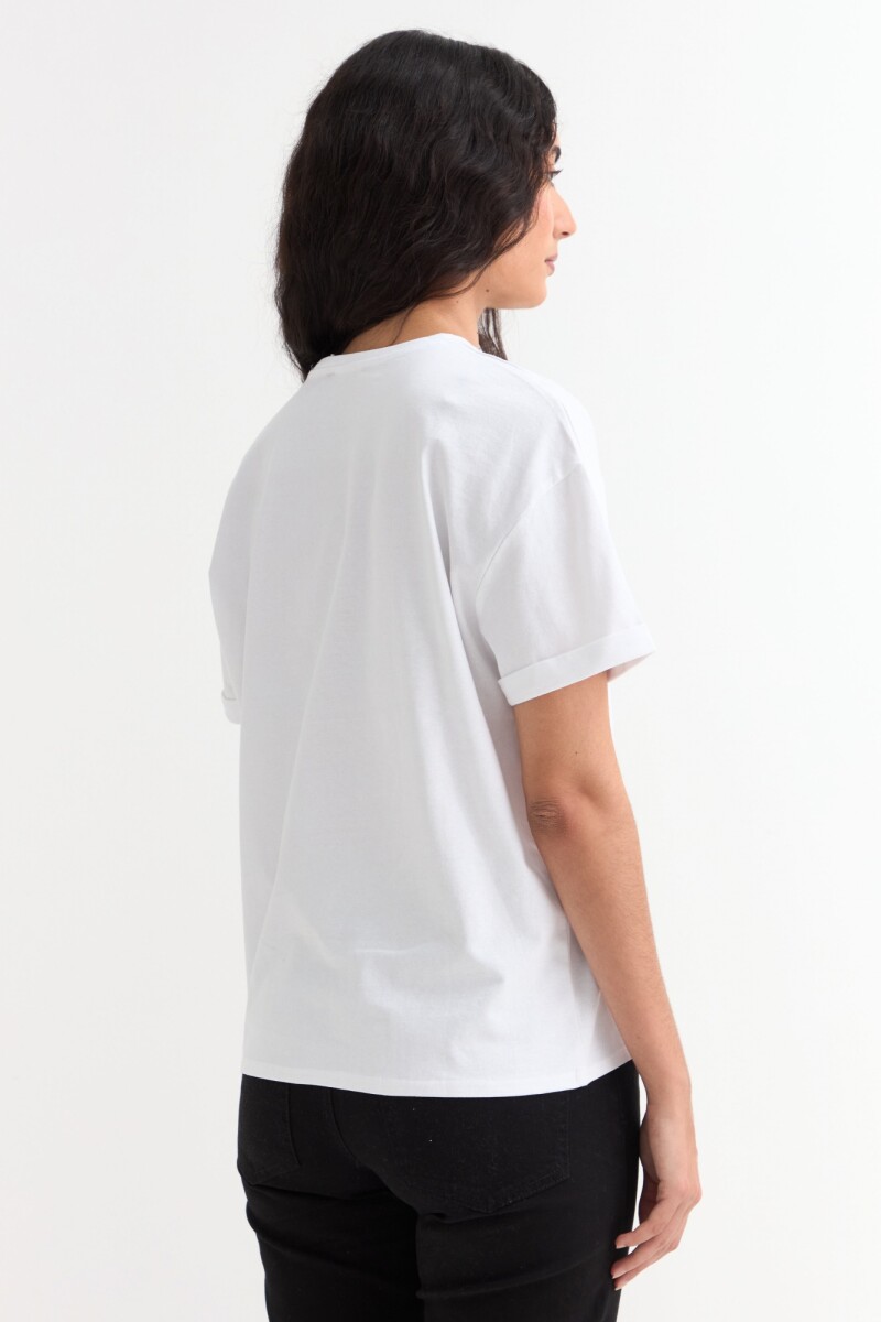 Remera m/c estampada colección Urbana BLANCO Y ROJO